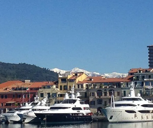 Apartament Il Tempo Di Zia Palmira - Agriturismo Il Risveglio Imperia